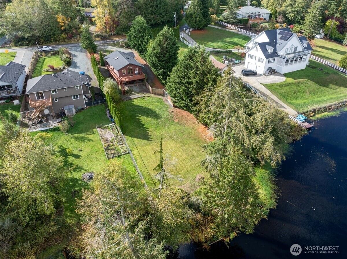 Property Photo:  1577  Silver Fir Drive  WA 98282