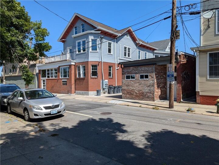 Property Photo:  56 Sutton Street 6  RI 02903 