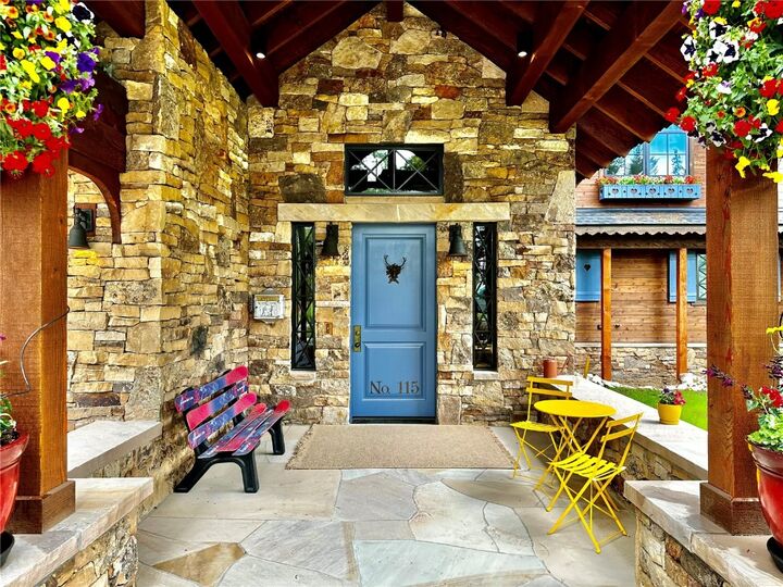 Property Photo:  115 Willow Lane  CO 80424 