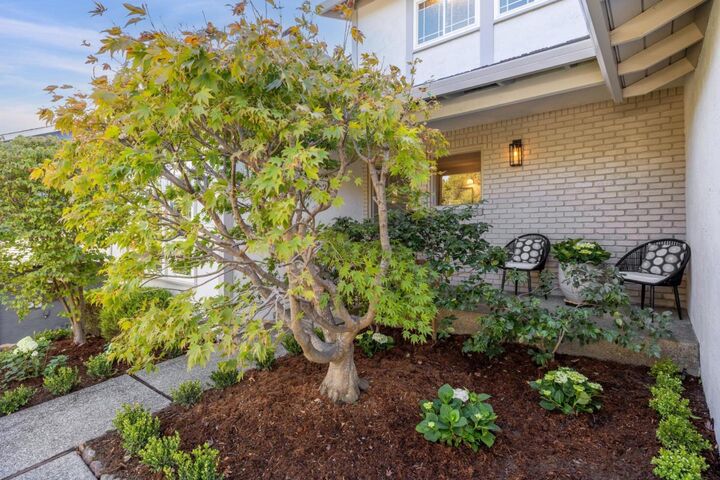 Property Photo:  705 Melissa Court  CA 94402