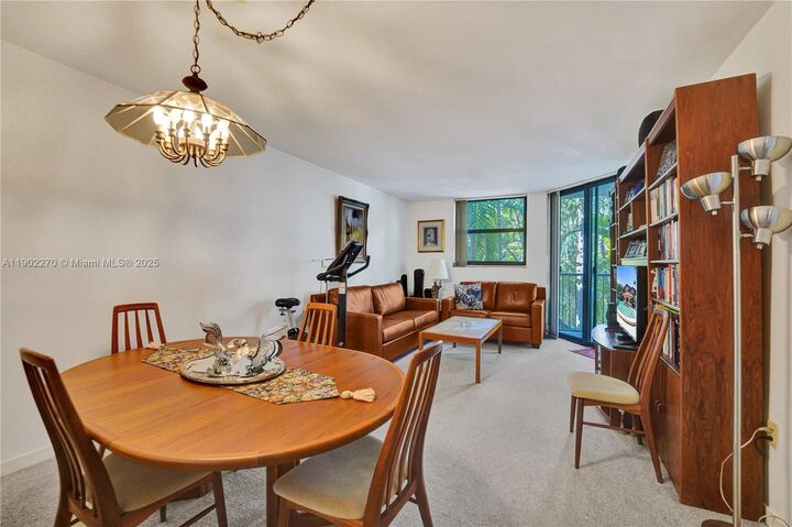 Property Photo:  101 Ocean Lane Dr 205  FL 33149