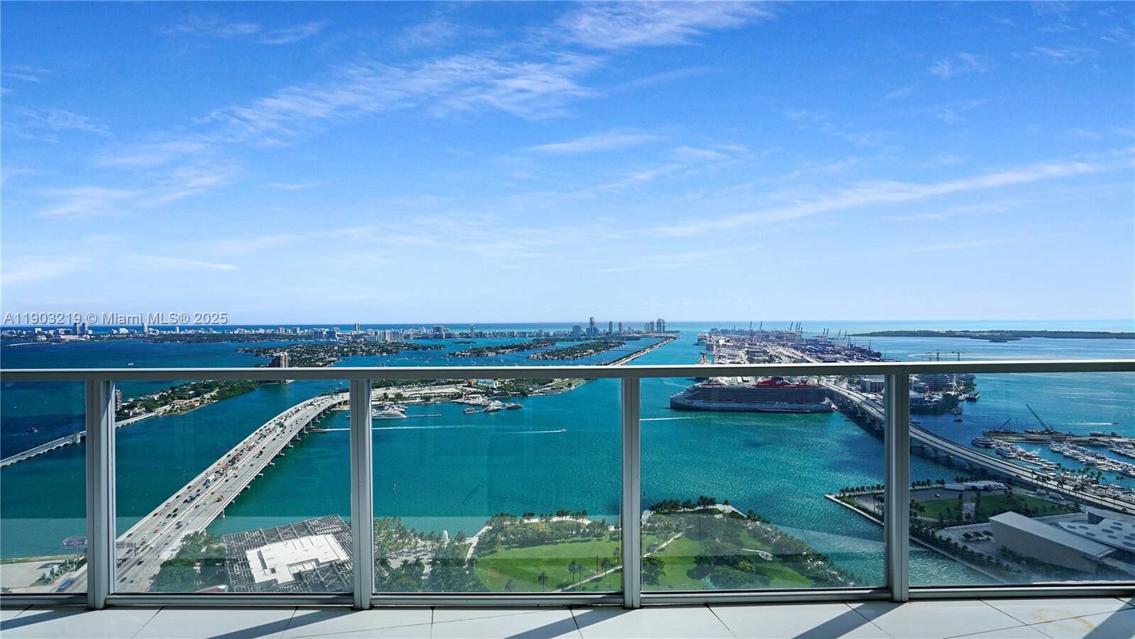 Property Photo:  1100 Biscayne Blvd 5202  FL 33132