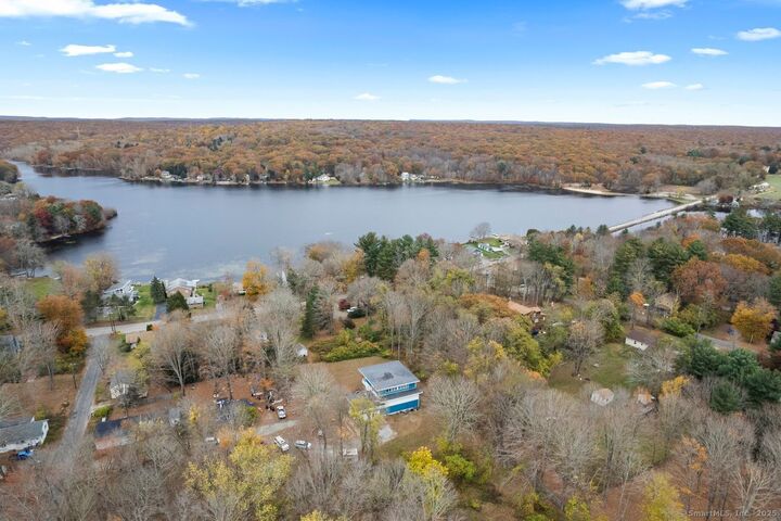 Property Photo:  8 Tom Road  CT 06423 