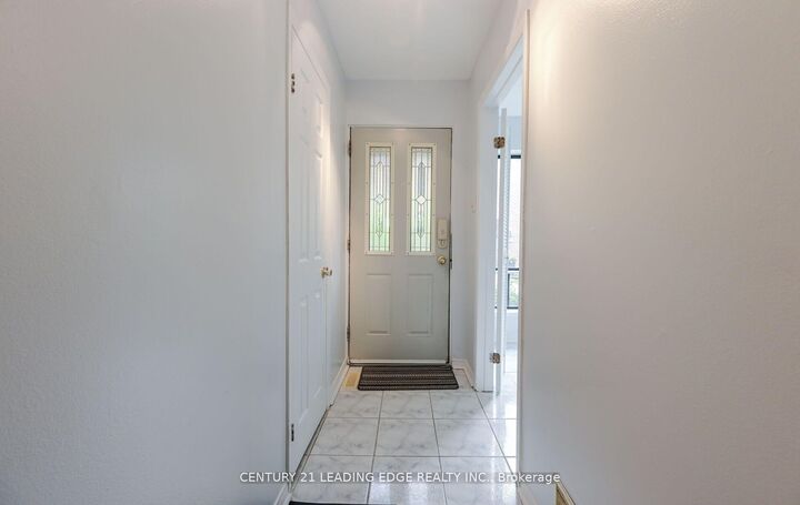 Property Photo: 28 Livingston Road 70 ON M1E 4S5