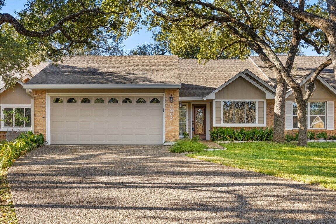 Property Photo: 7903 Cavalry Court TX 78731