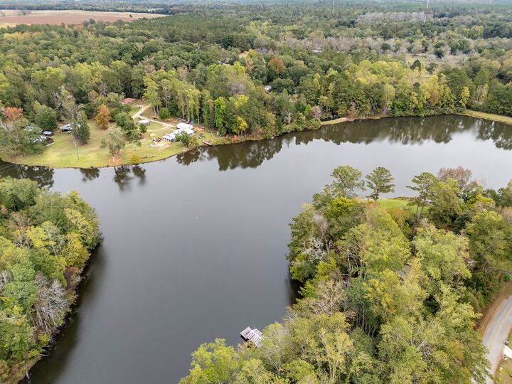 Property Photo:  173 West Lake Drive  GA 39842 