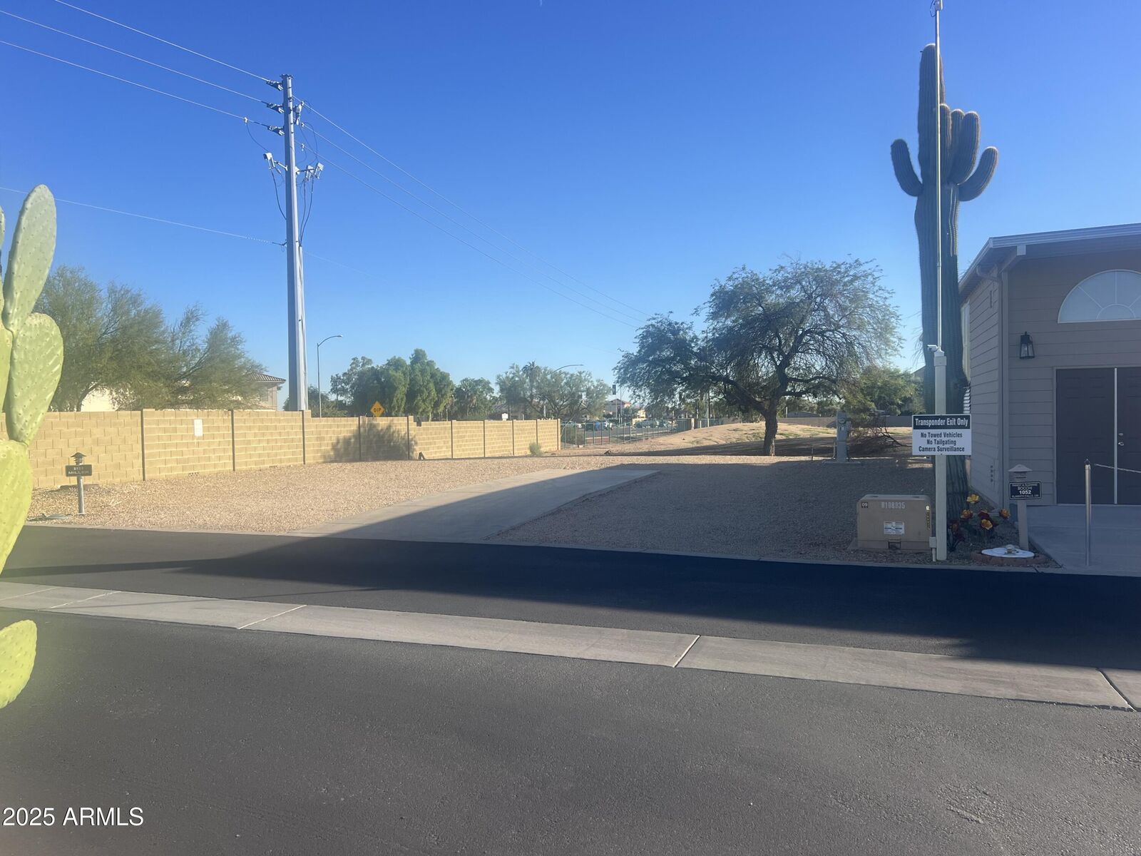 Property Photo:  17200 W Bell Road 1051  AZ 85374 
