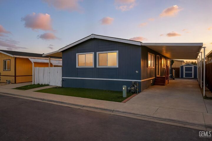 Property Photo:  1301 Taft Highway 91  CA 93307 