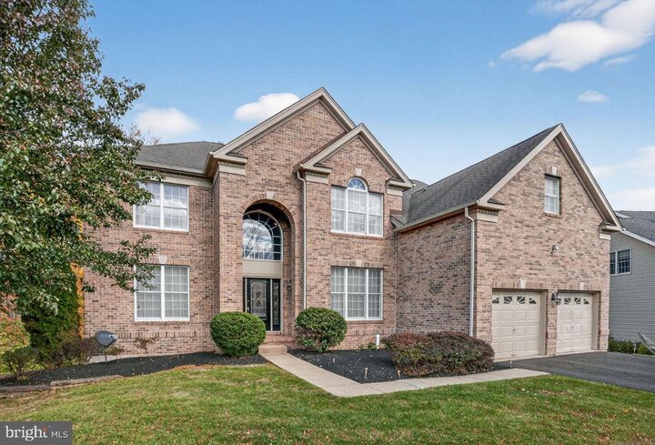 Property Photo: 2479 Wheatfield Lane PA 18925