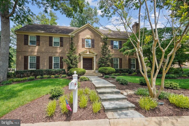 Property Photo:  9509 Windcroft Way  MD 20854 