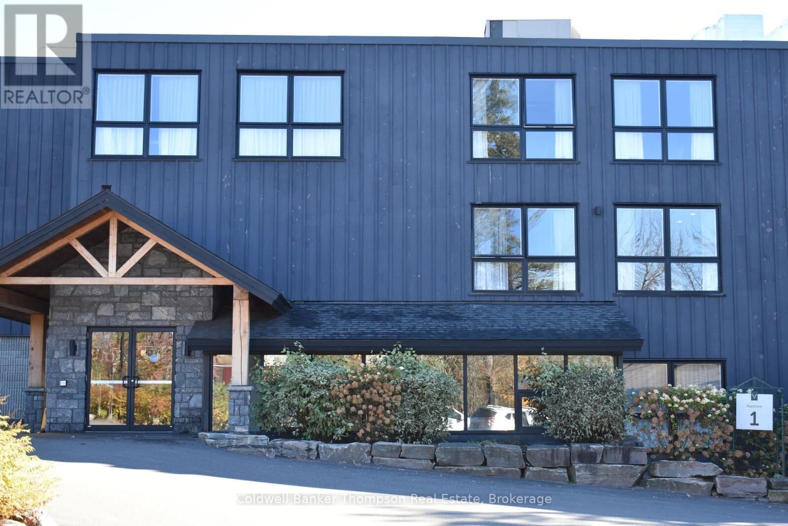 Photo de la propriété:  Deerhurst Drive 312  ON P1H 1A9 