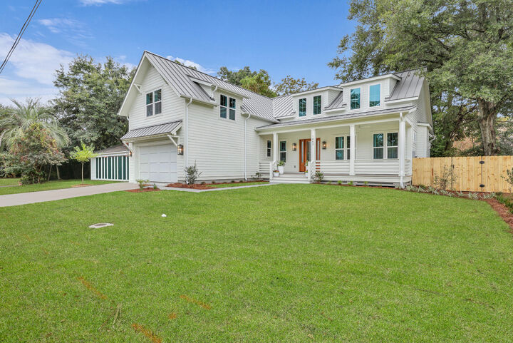 Property Photo:  1463 Seminole Street  SC 29464 
