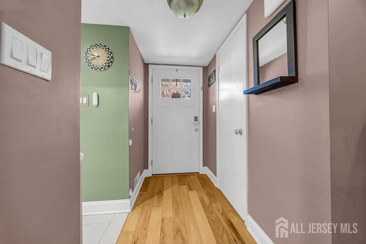Property Photo: 93 Wilshire Court NJ 08857