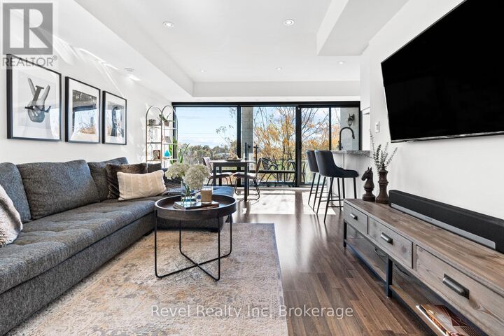 Property Photo:  138 Widdicombe Hill Boulevard 702  ON M9R 0A9 