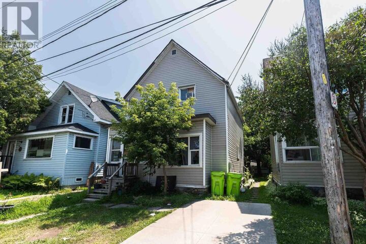 22 Blucher St  Sault Ste. Marie ON P6A 2V4 photo