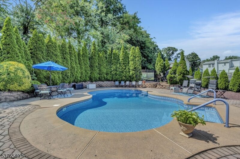 Property Photo: 109 Wilson St NJ 07110