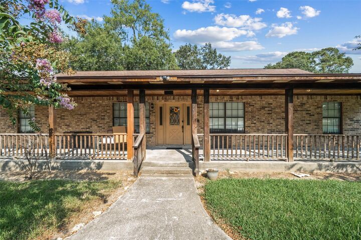 Property Photo:  6214 Bayou Boulevard 1  TX 77521 