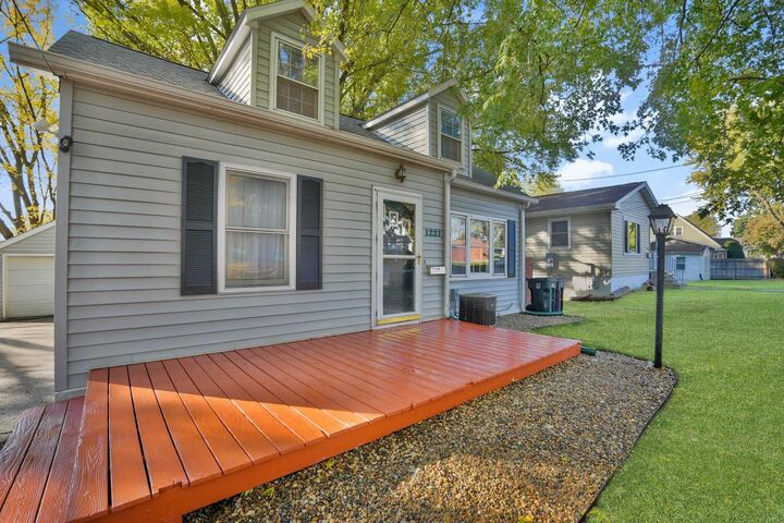 Property Photo: 1221 Parker Street IA 50613