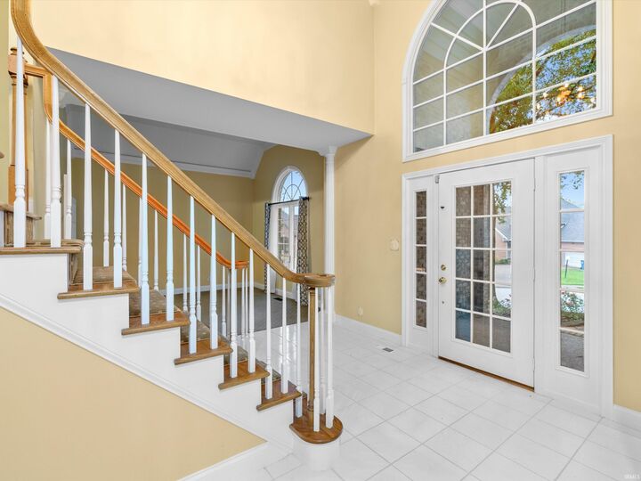 Property Photo:  2055 Claybrook Court  IN 47630 