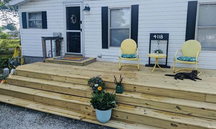 Property Photo:  4118 Maple Street  IN 47634