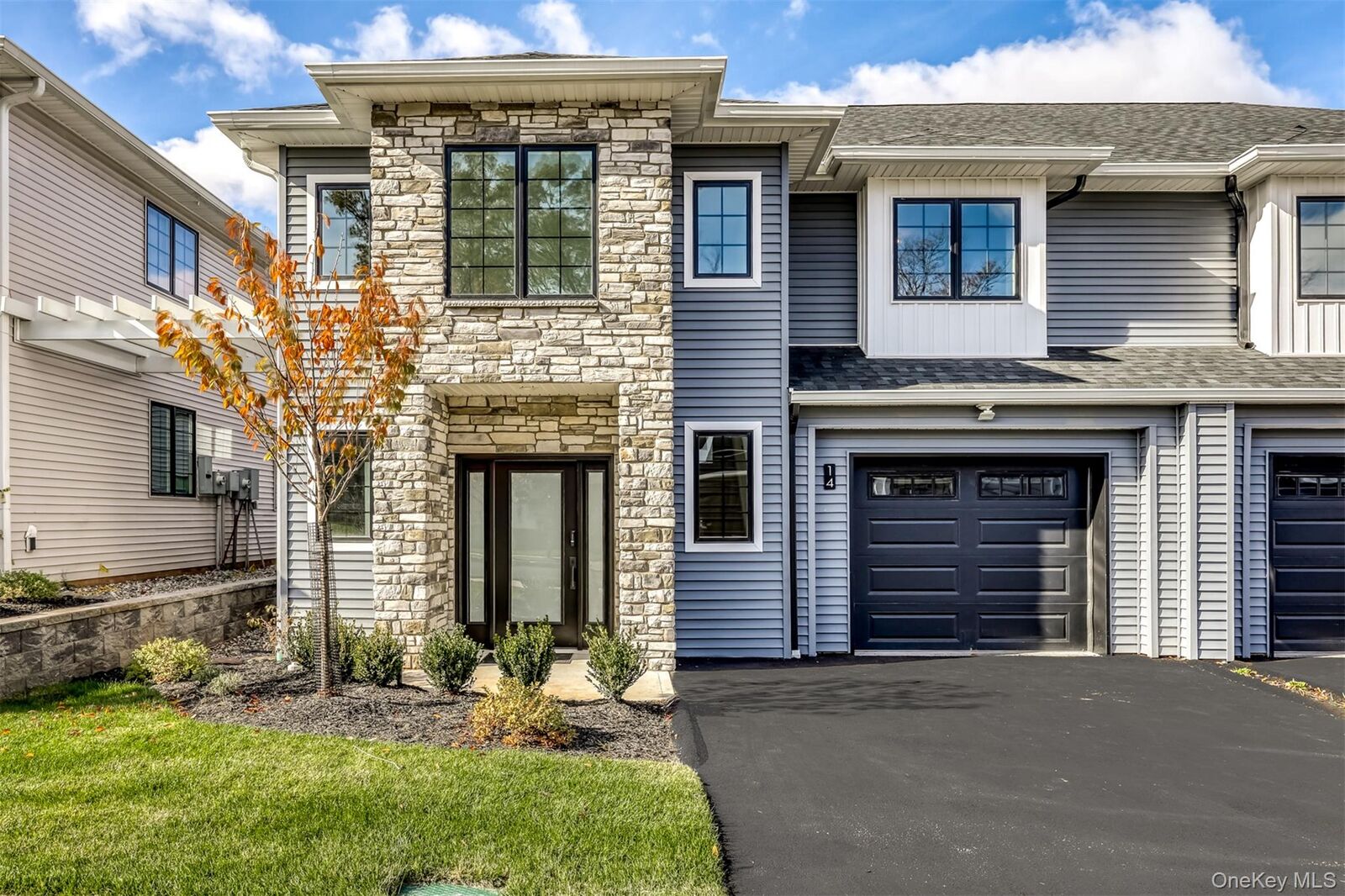 Property Photo:  14 Silverwood Circle  NY 10901 