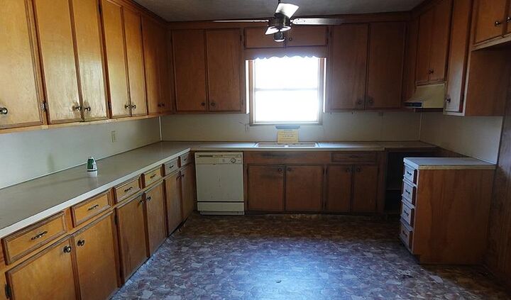 Property Photo: 688 Leon Tillman Road TX 75901