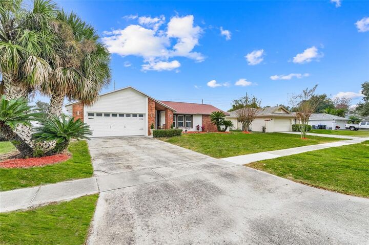 Property Photo:  8743 Alegre Circle  FL 32836 