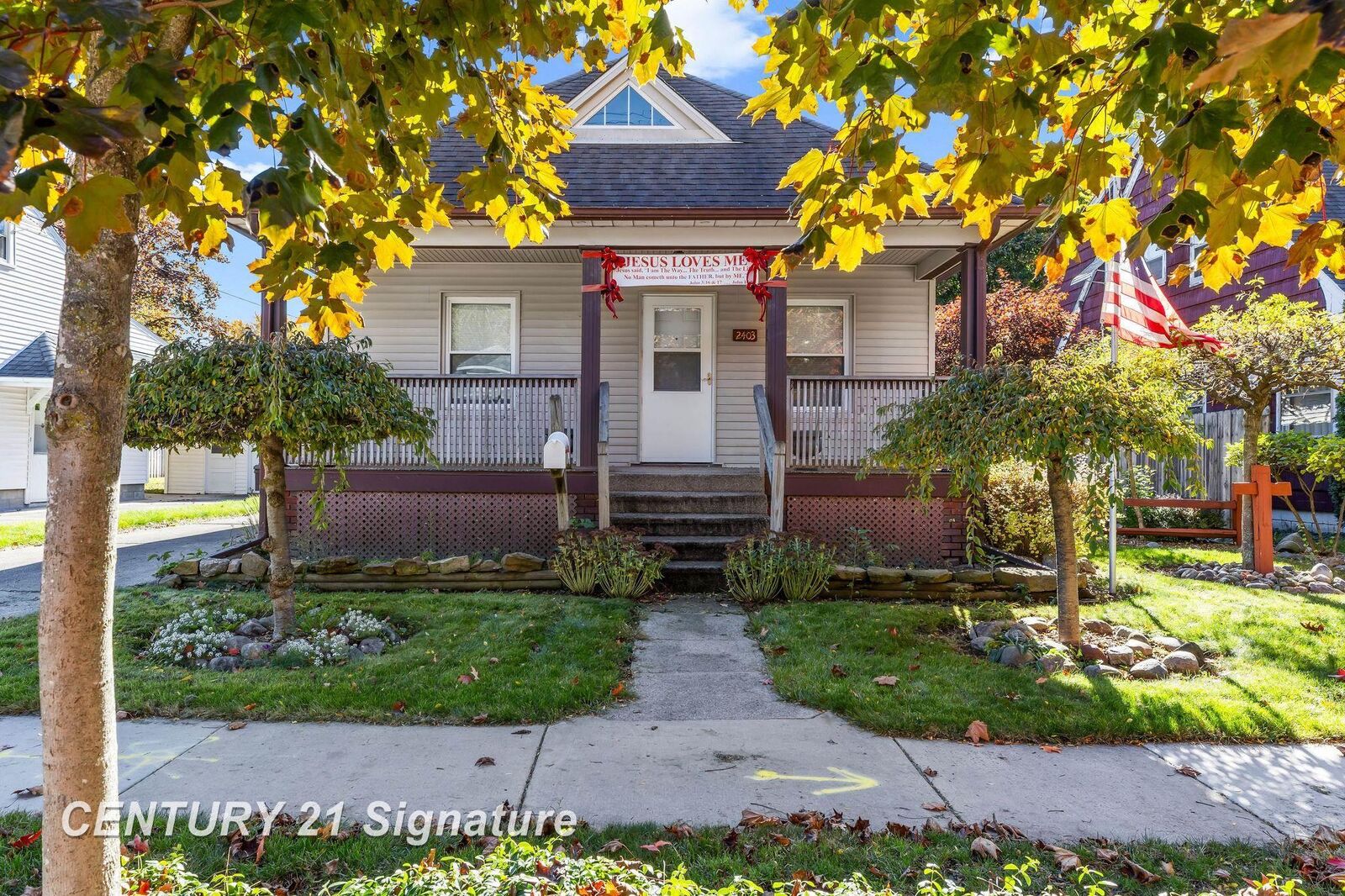 Property Photo:  2403 Stobbe Street  MI 48602