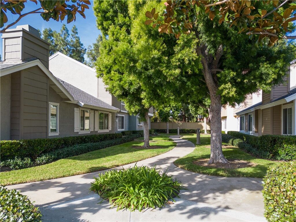 Property Photo:  5 Foxhollow  CA 92614