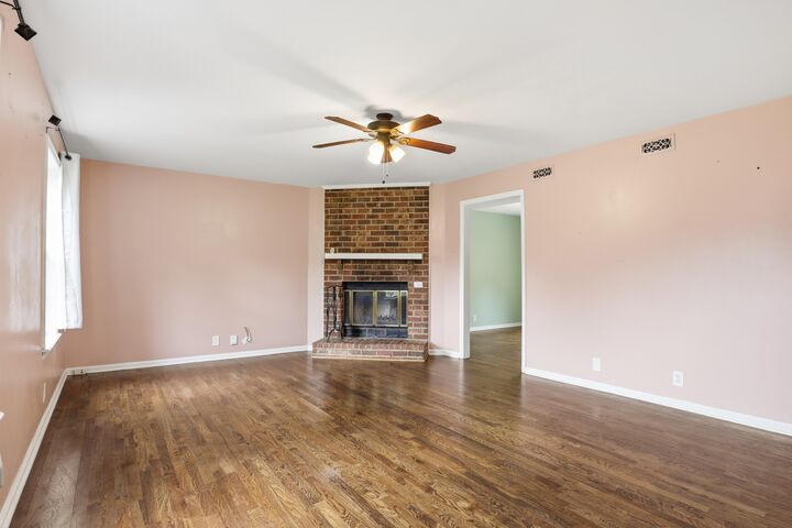 Property Photo: 5005 Wilkerson Dr TN 37211