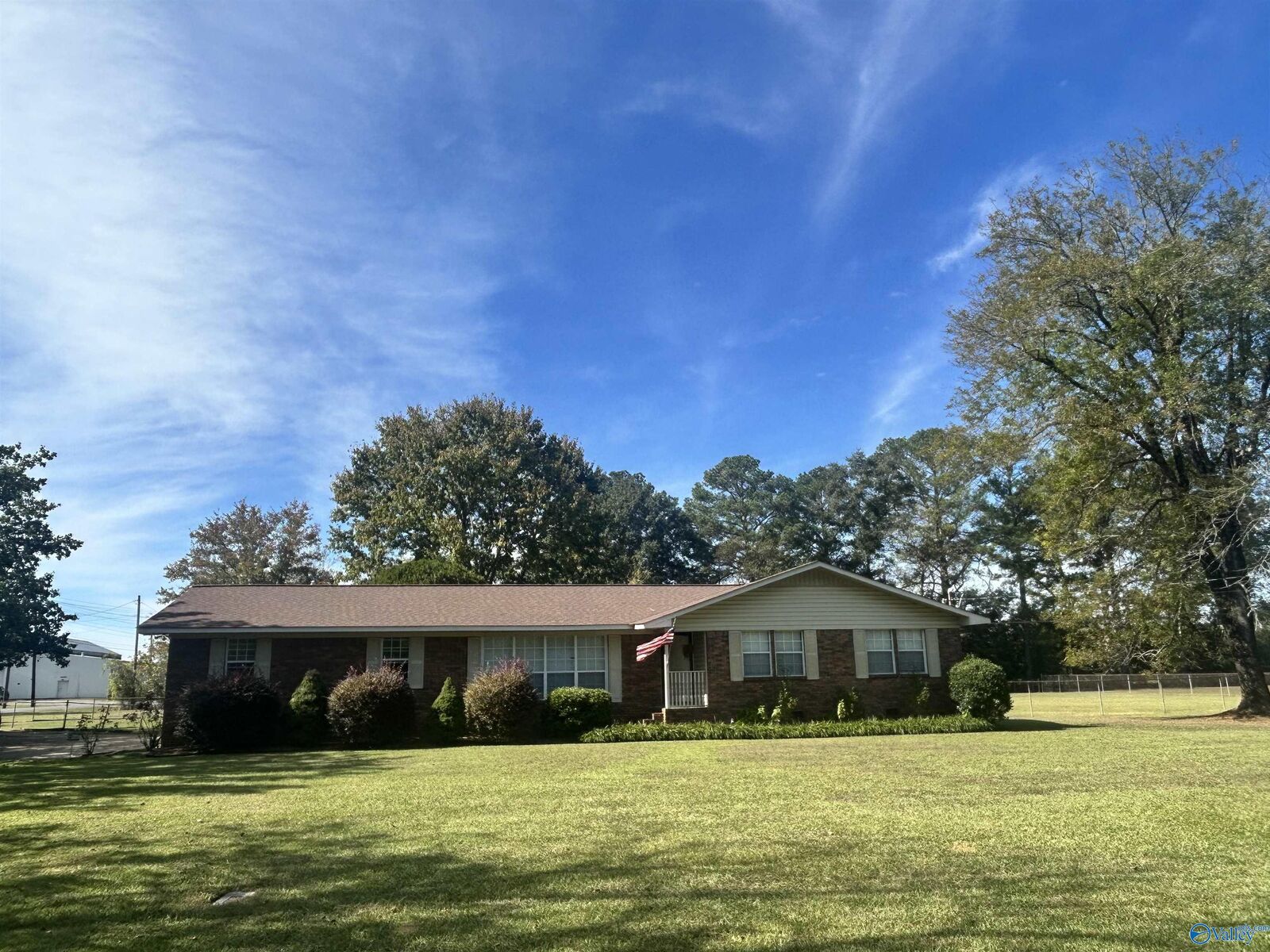 Property Photo:  317 Wood Avenue SE  AL 35954