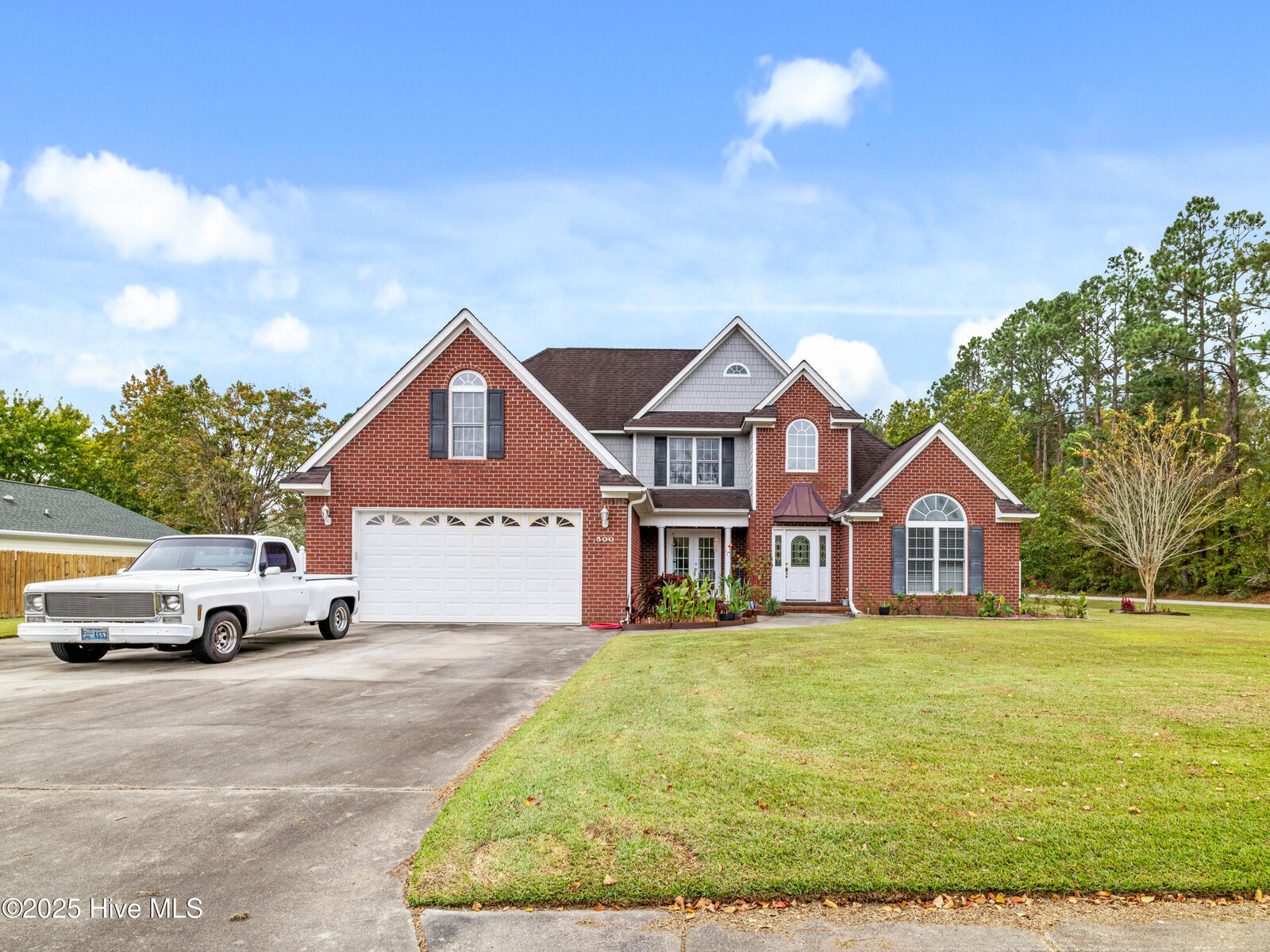Property Photo: 500 Red Fox Court NC 28532