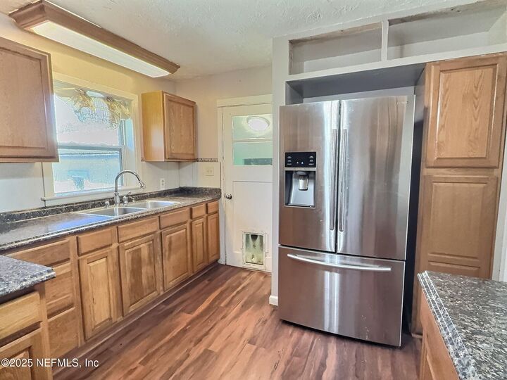 Property Photo:  2418 Alice Street  FL 32177