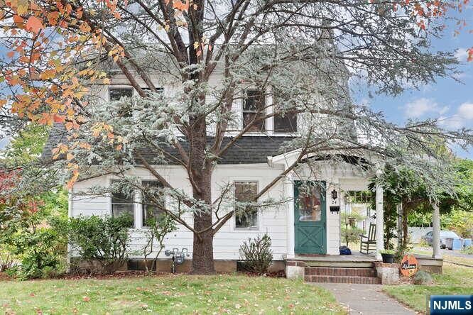 Property Photo: 24 Brookside Place NJ 07642