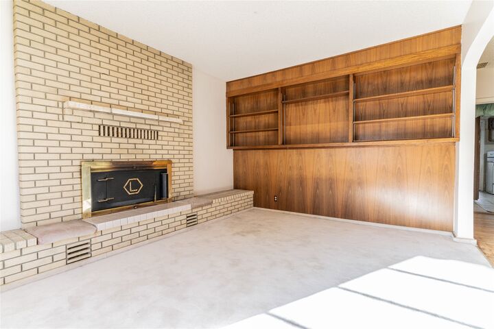 Property Photo:  516 W Park Avenue  MT 59711