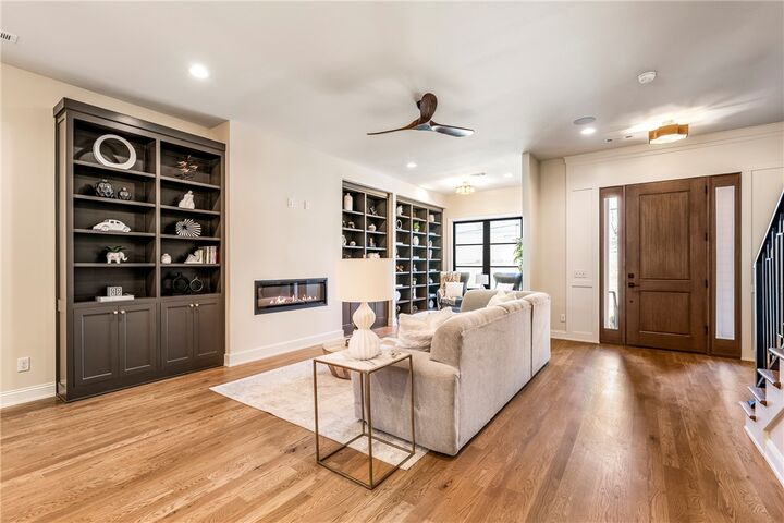 Property Photo:  1039 NW A Street  AR 72712 