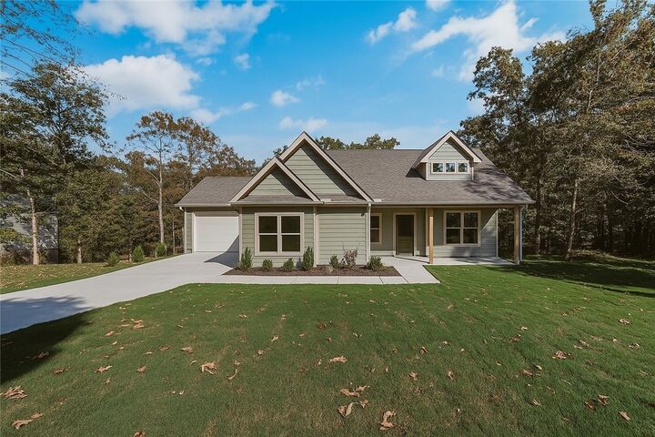 Property Photo: 17 Kirkcolm Drive AR 72715