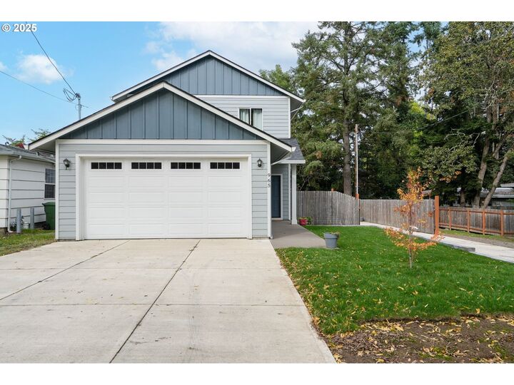 Property Photo: 965 Morningside St OR 97302