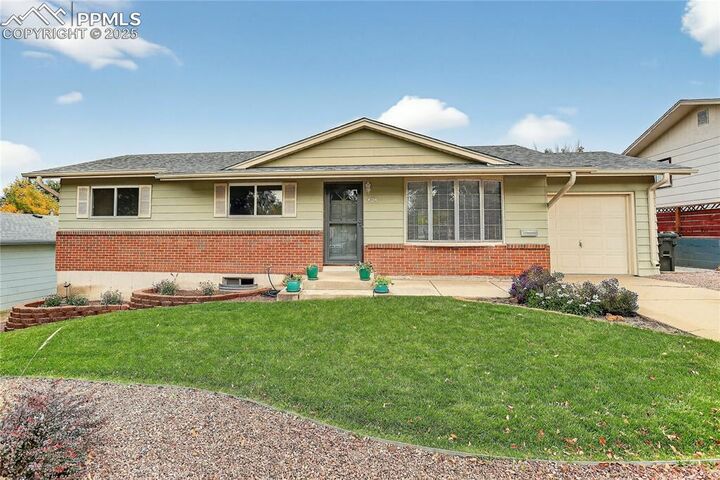 428 Redwood Drive  Colorado Springs CO 80907 photo