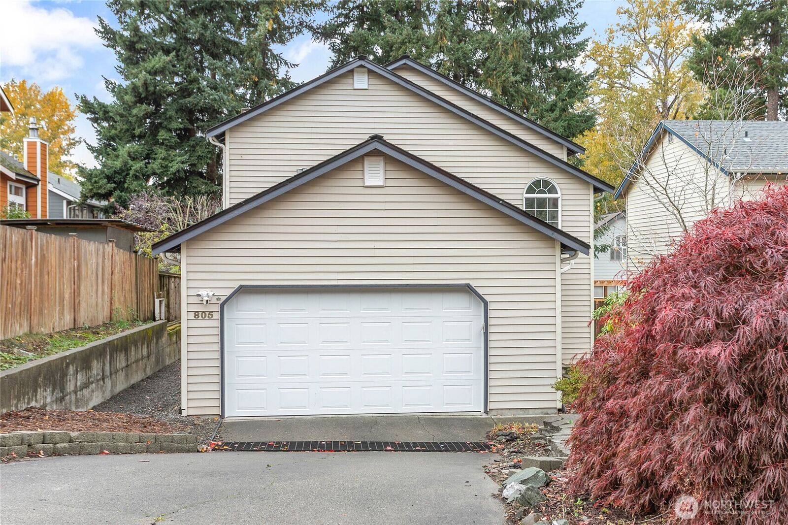 Property Photo:  805  Nevada Street  WA 98229 