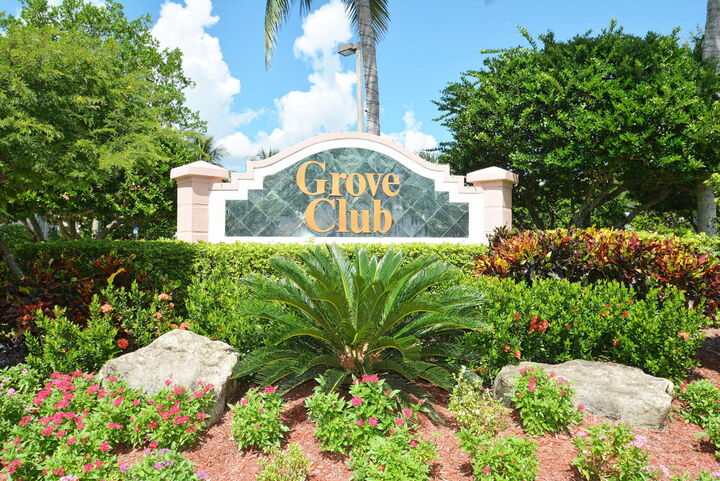 Property Photo:  9607 Cherry Blossom Terrace  FL 33437