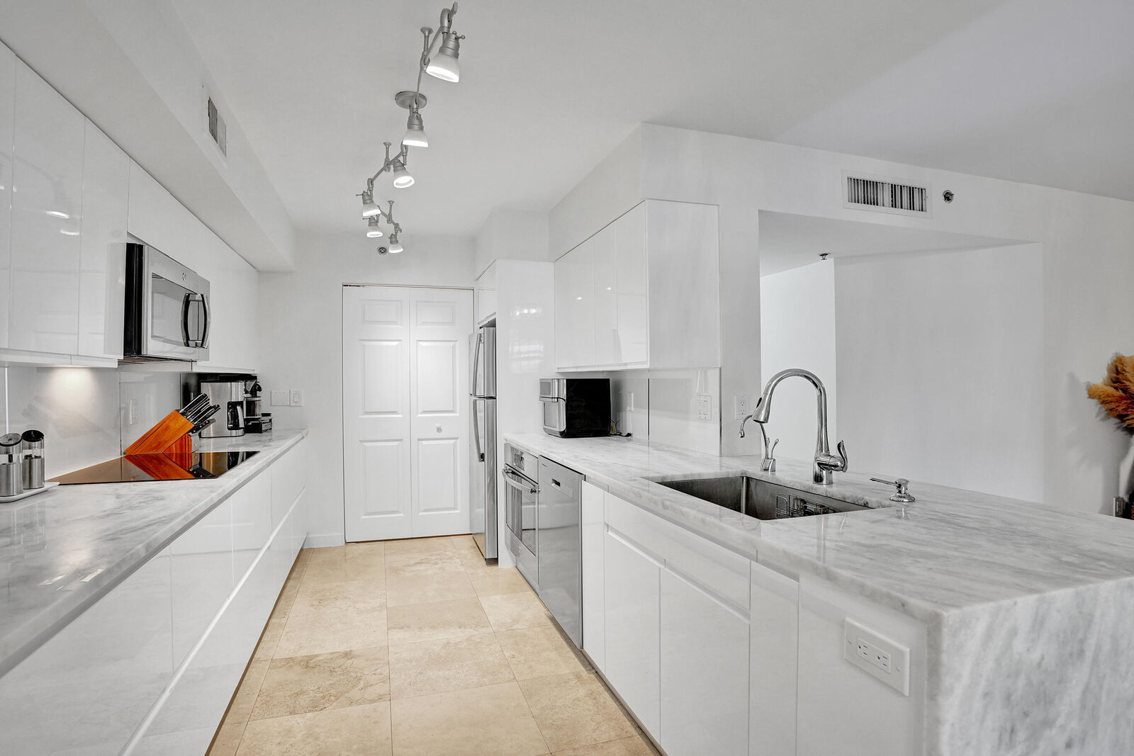 Property Photo: 3237 Clint Moore Road 108 FL 33496