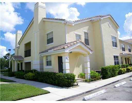 Property Photo:  104 SW Peacock Boulevard 3202  FL 34986 