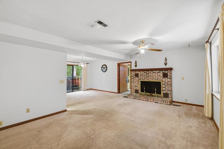 Property Photo:  2133 Highway 30  TN 37303