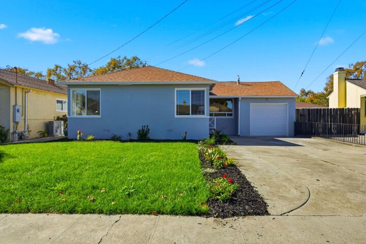 Property Photo:  15881 Paseo Largavista  CA 94580 