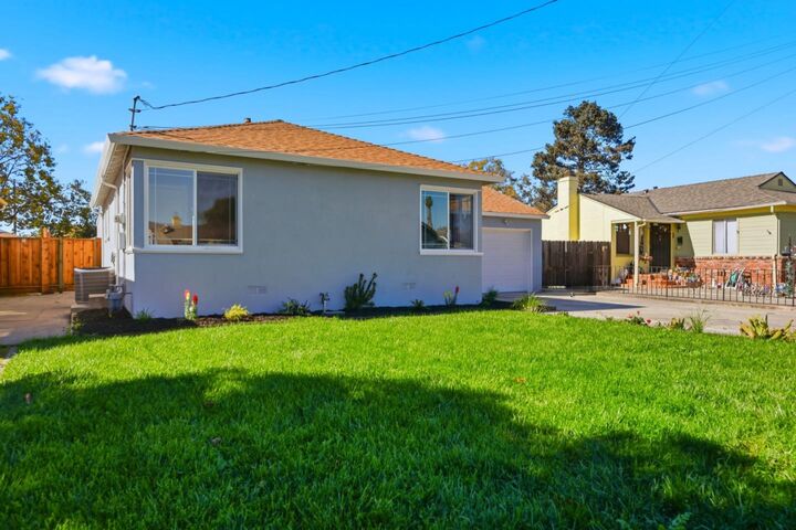 Property Photo:  15881 Paseo Largavista  CA 94580 