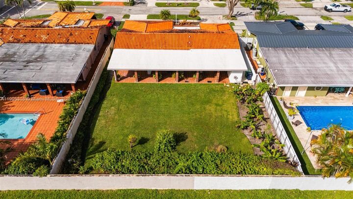 Property Photo:  2341 SW 92nd Pl  FL 33165