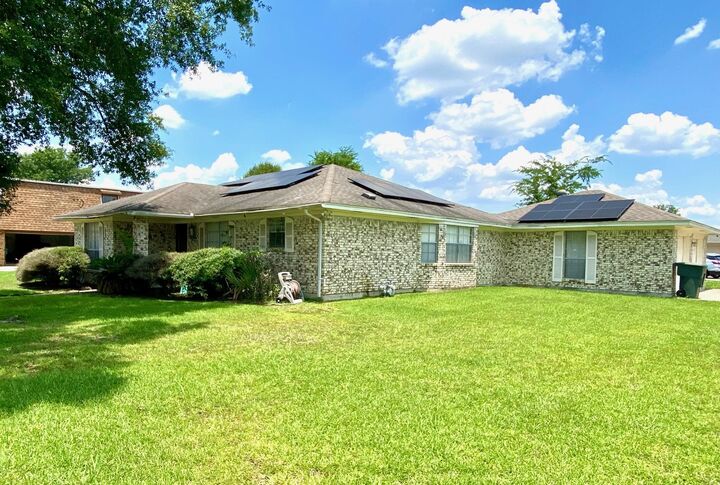 Property Photo: 4130 Simpson Dr. TX 77705