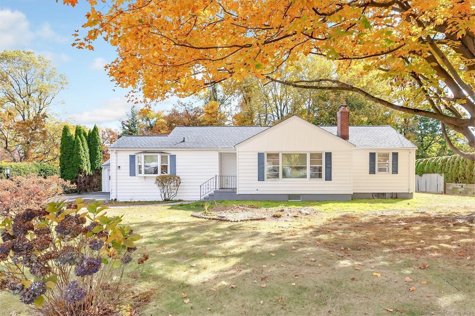 Property Photo:  273 Wheeler Park Avenue  CT 06825 