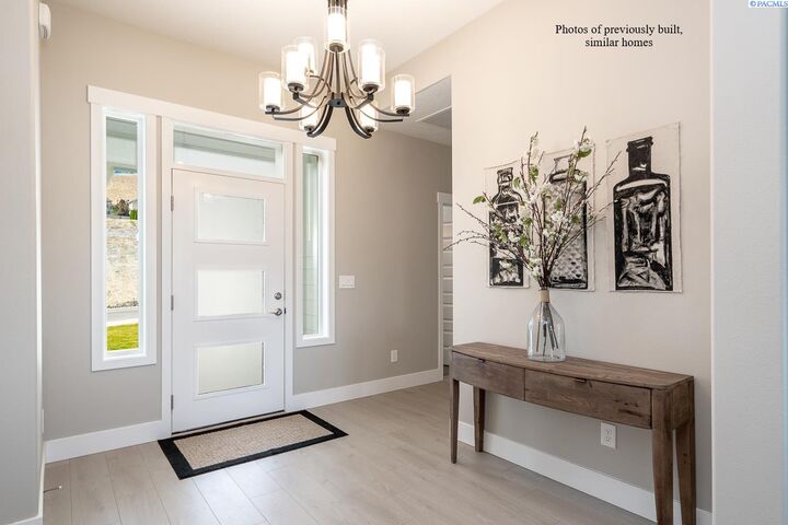 Property Photo: 6717 Lazy B Dr WA 99301